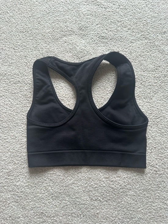 Alo Ribbed Racerback Bra - Picture 3 of 4
